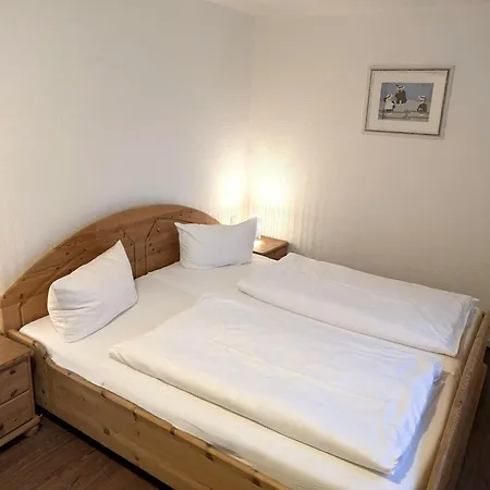 Haus-meisennest-wohnung-kiebitz *